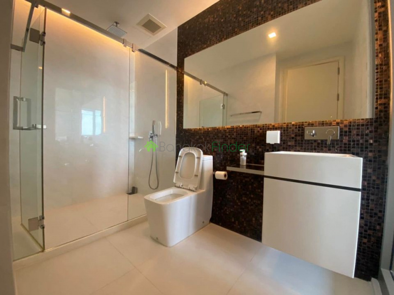 Phra Khanong, Bangkok, Thailand, 2 Bedrooms Bedrooms, ,2 BathroomsBathrooms,Condo,For Rent,The Room 69,7324